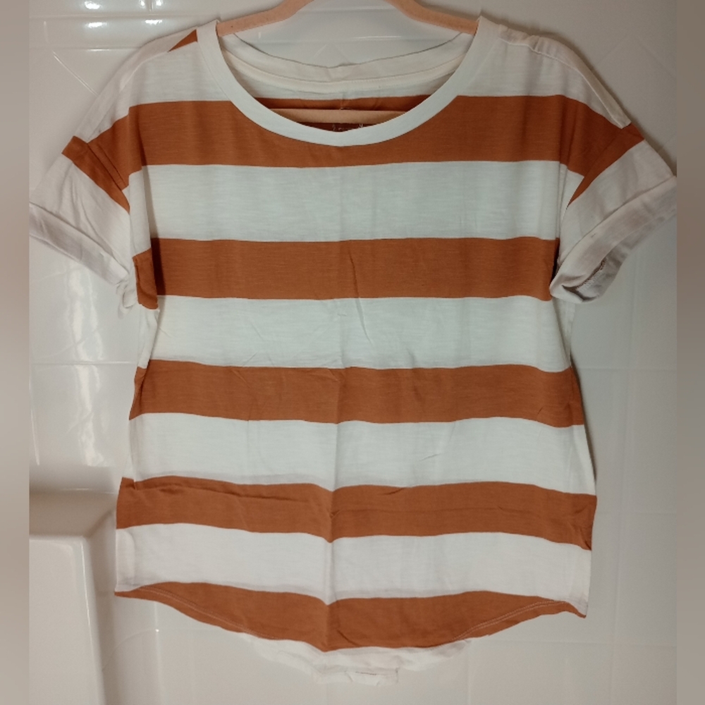 Maurices 24/7 Dawson Striped Drop Shoulder Tee Medium